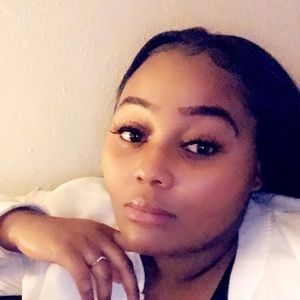 Meet your Posher, Ashlee